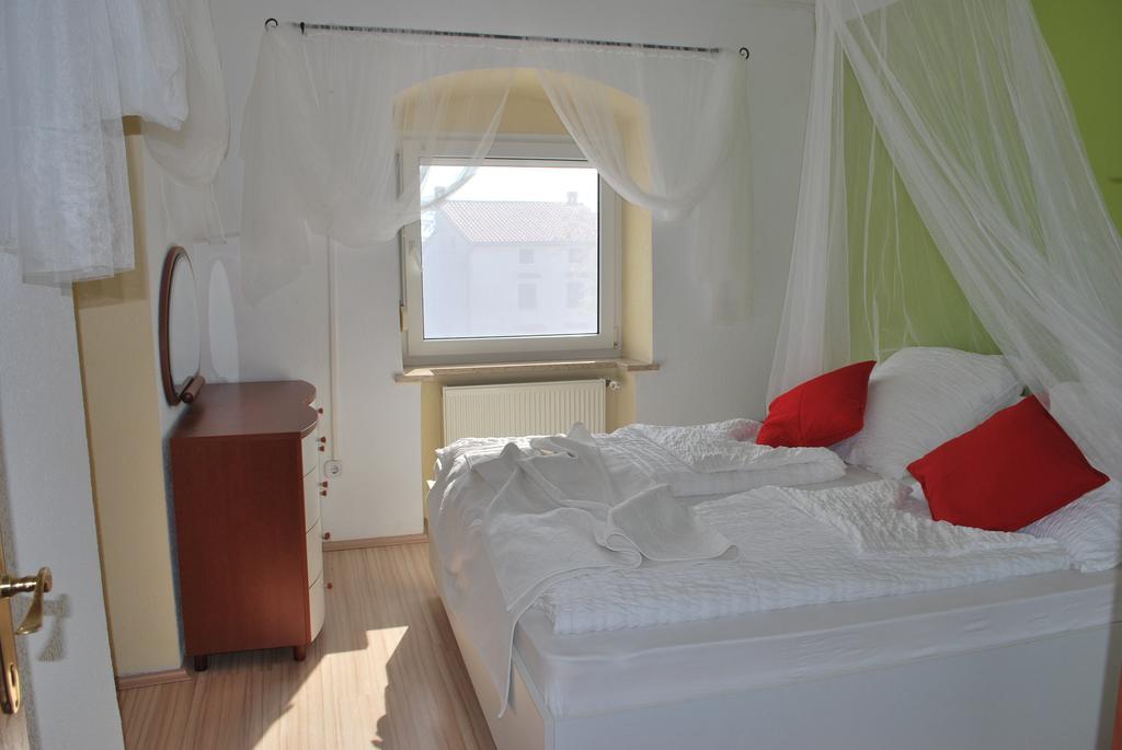 Apartments Maria Poreč Zimmer foto